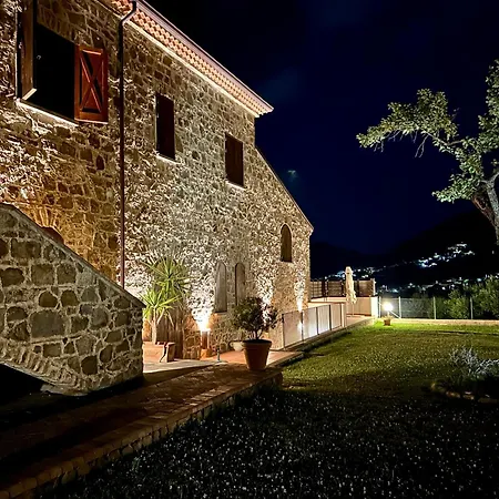 Holiday home Casale Il Sauco