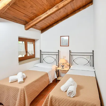 Holiday home Casale Il Sauco